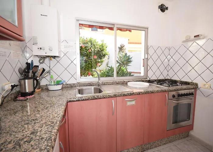 Mesa Del Mar Near Black * טקורונטה