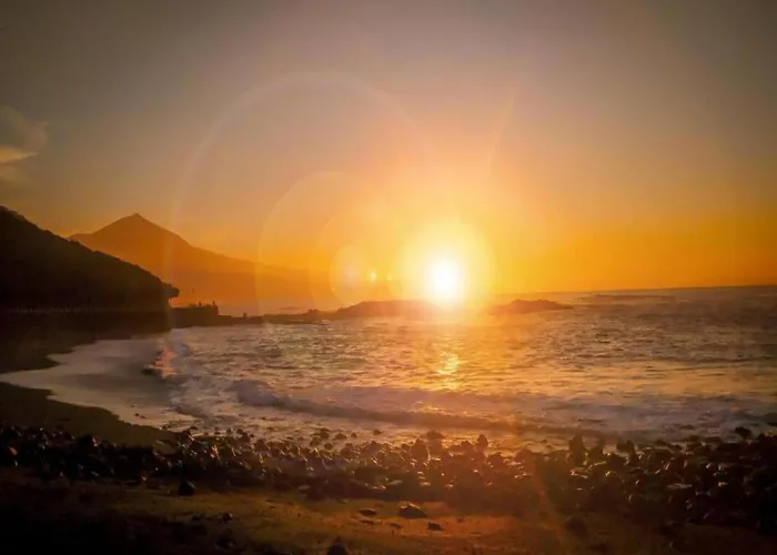 Mesa Del Mar Near Black Tacoronte