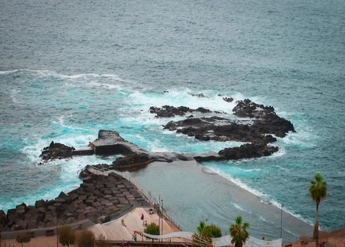 Mesa Del Mar Near Black