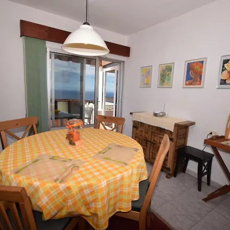 Cozy In Mesa Del Mar With Sea View Holiday home Tacoronte